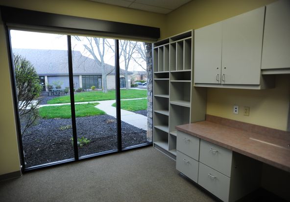 Stoneridge Medical & Office Center: 4015-4059 W Dublin Granville Rd, Dublin, OH 43017